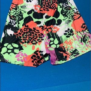 Tiger shorts size xl